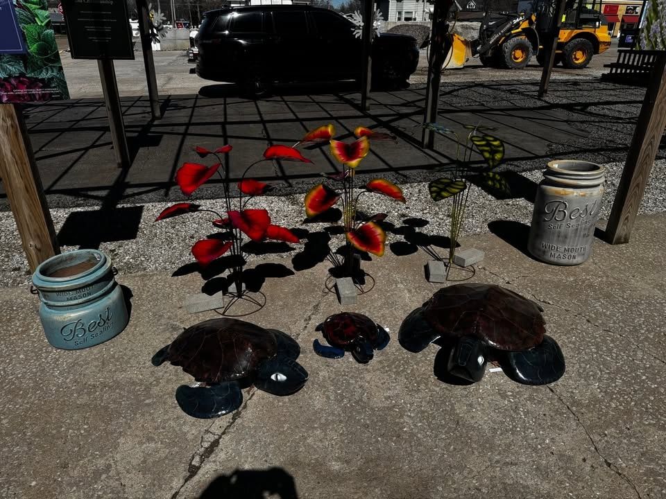 All Photos for Mayfield Landscaping in Staunton, IL