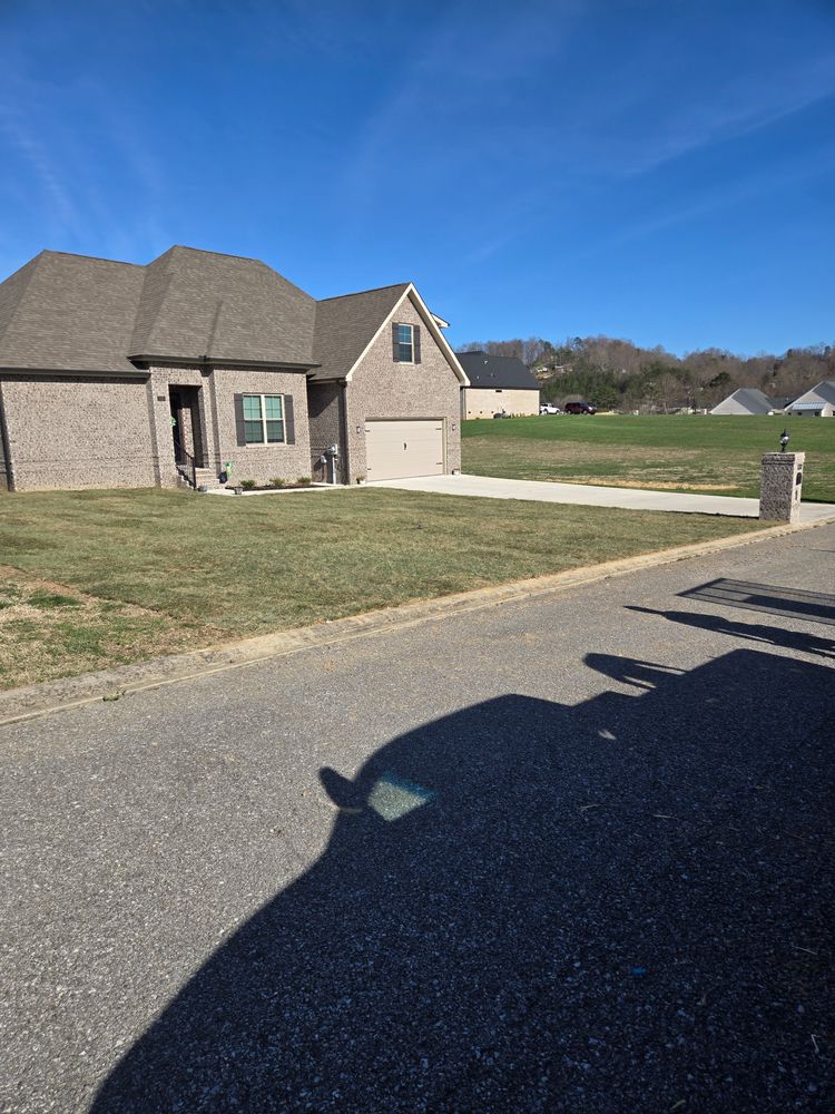 All Photos for Lafollette Mulch, Stone and Lawn Care in La Follette, TN