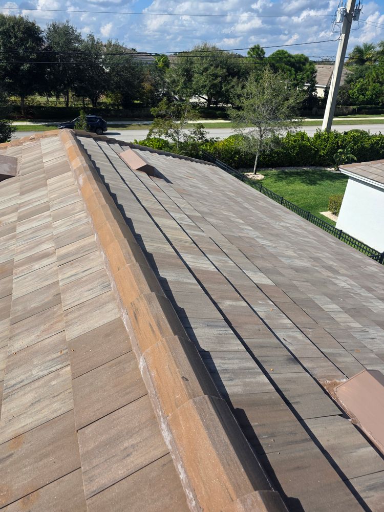 All Photos for Ridgecap Roofing in Port St. Lucie, FL