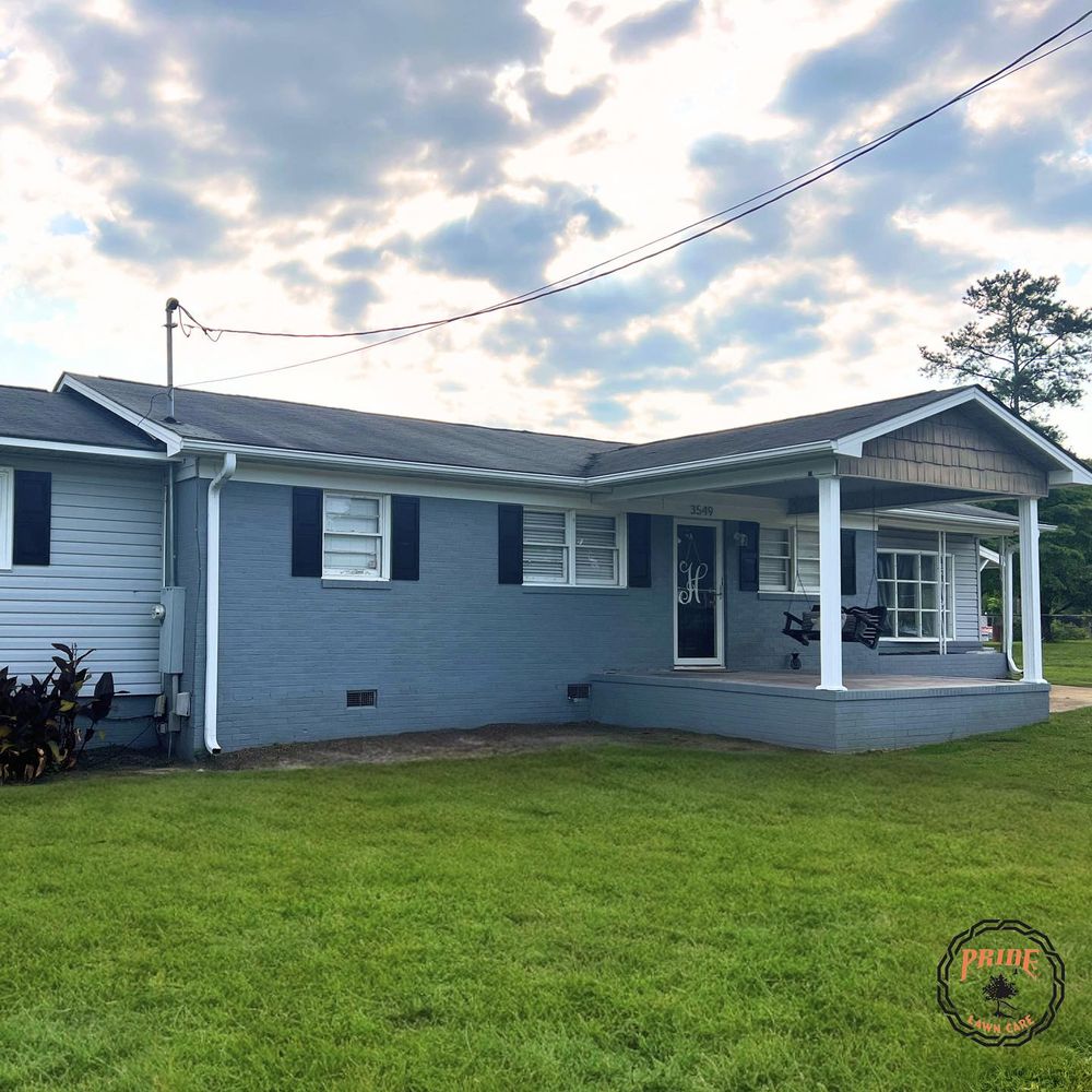 Lawn Care for Pride Lawn Care in Hope Mills, NC