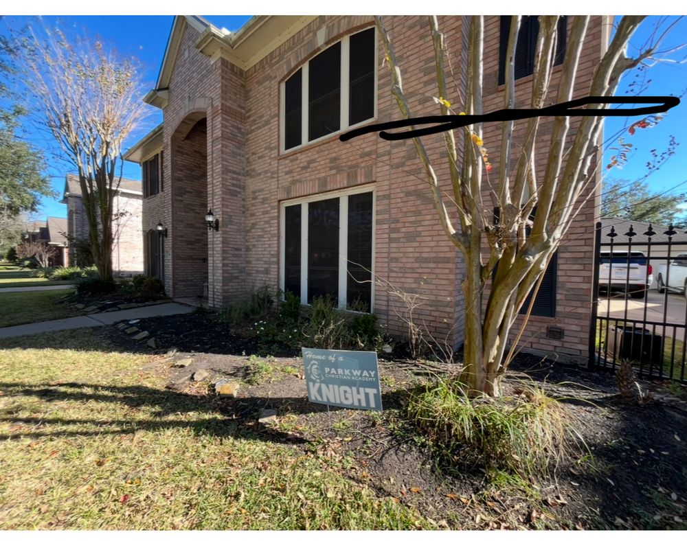 All Photos for Garza Lawncare & Tree Service in Pearland, TX