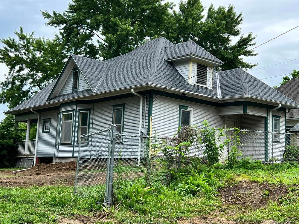 Our professional guttering service ensures that your home is protected from water damage by properly channeling rainwater away from the roof and foundation, keeping your property safe and dry. for Full Roof  in Saint Joseph, MO