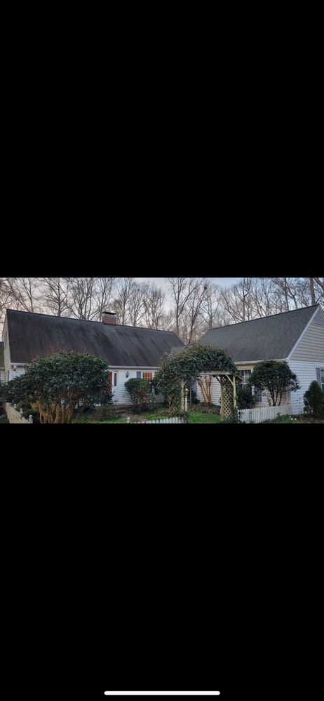 Roof cleaning for JB Applewhite's Pressure Washing in Anderson, SC
