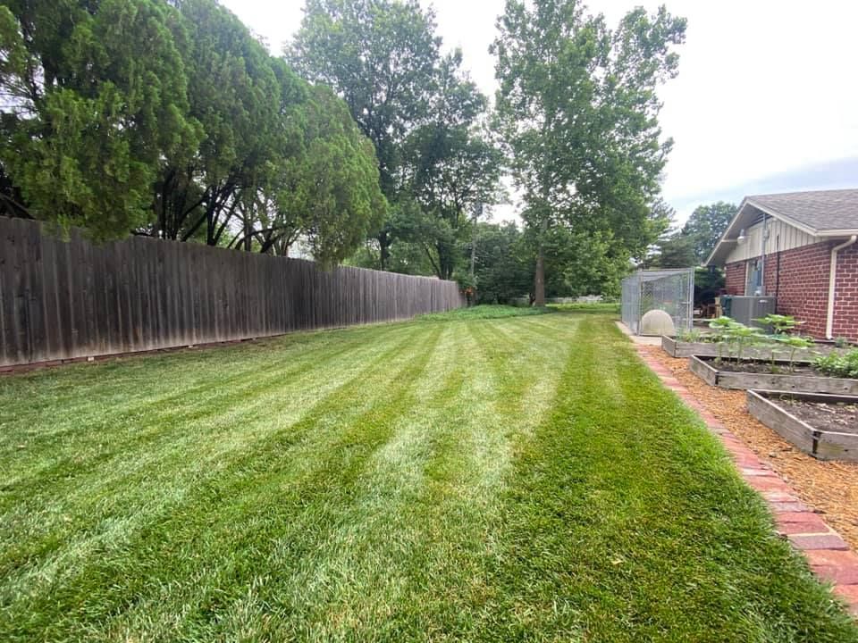 Lawn Care for Jakob’s Lawn Kare in Wichita, KS