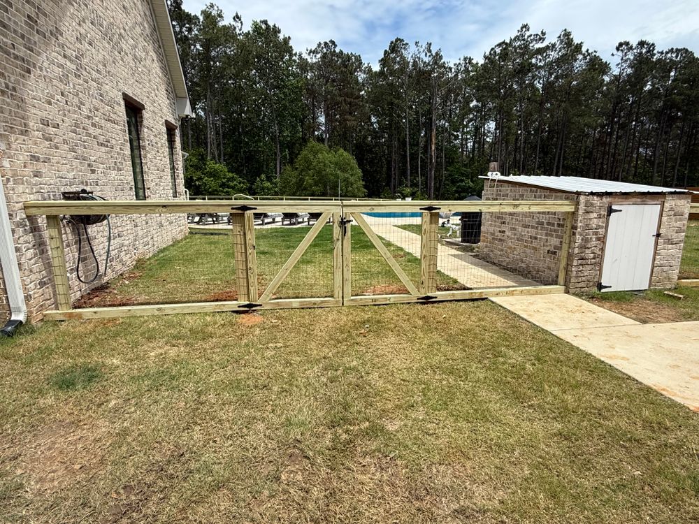 All Photos for Pennington Fence Co in Tupelo, MS