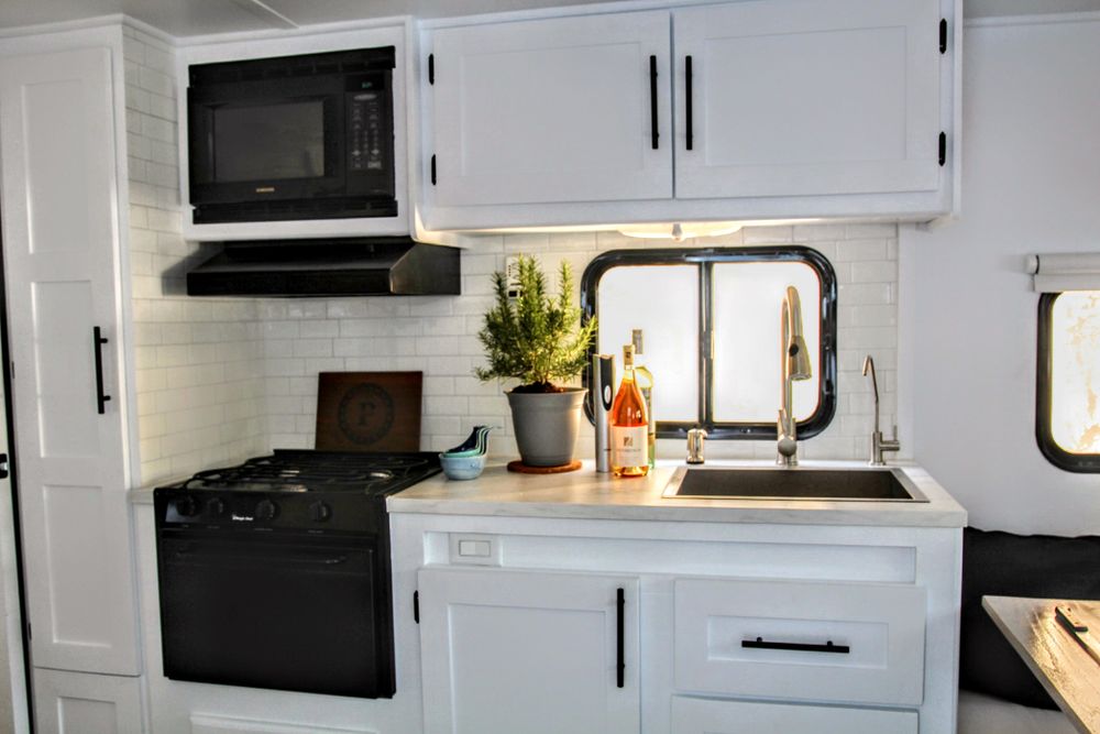 All Photos for Mauka to Makai RV Renovations in Los Angeles, CA