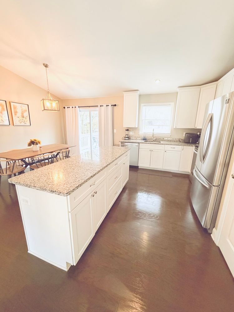 Residential Cleaning for Clean R Us Professional Service LLC in Annapolis , MD