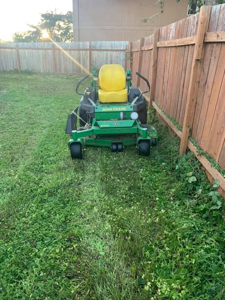 Ring Property Maintenance team in Willamina, OR - people or person