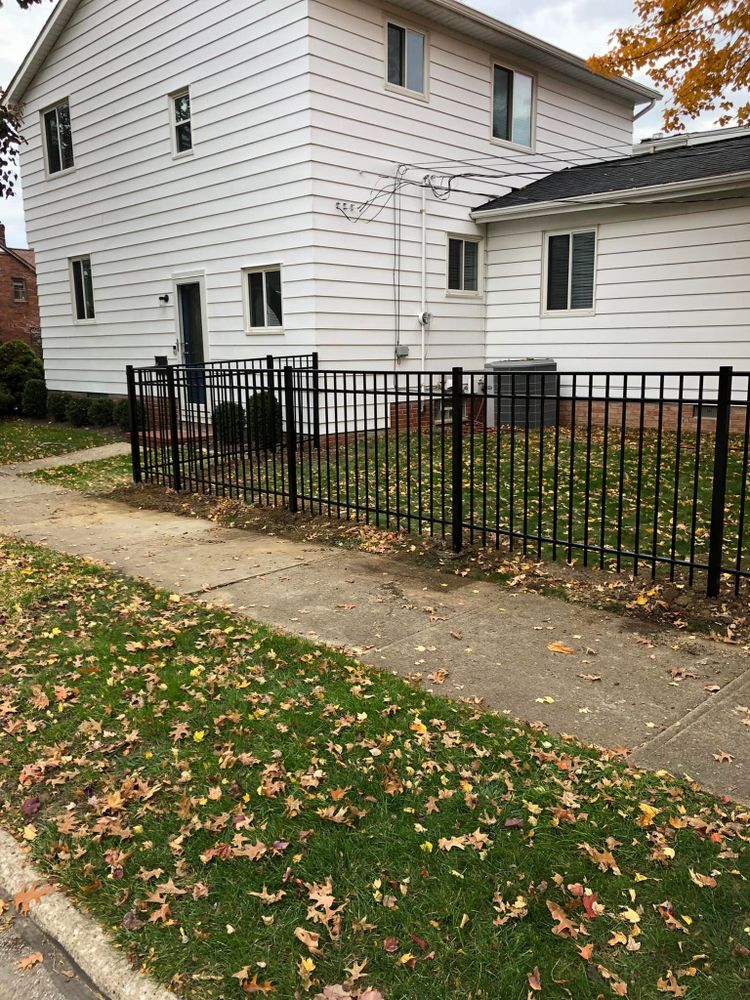 Fences for Daishaun Fencing in Shaker Heights, OH