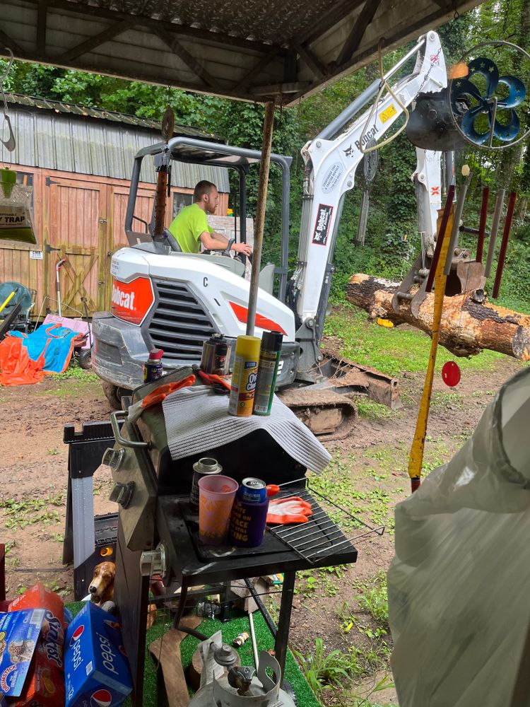 Landscaping for Grippin Wrenches in Rockmart, GA