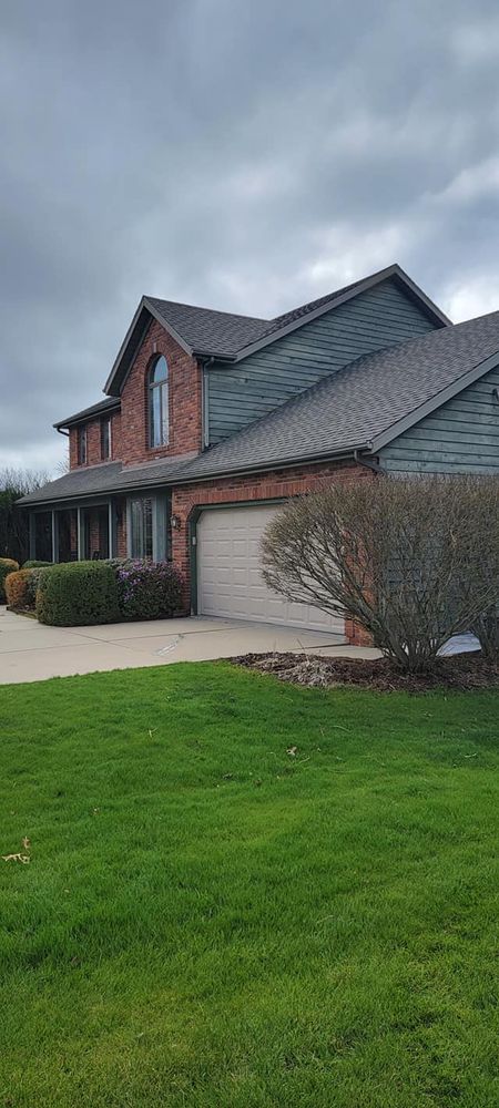 Exterior Painting for Mike Paints in Peoria, IL