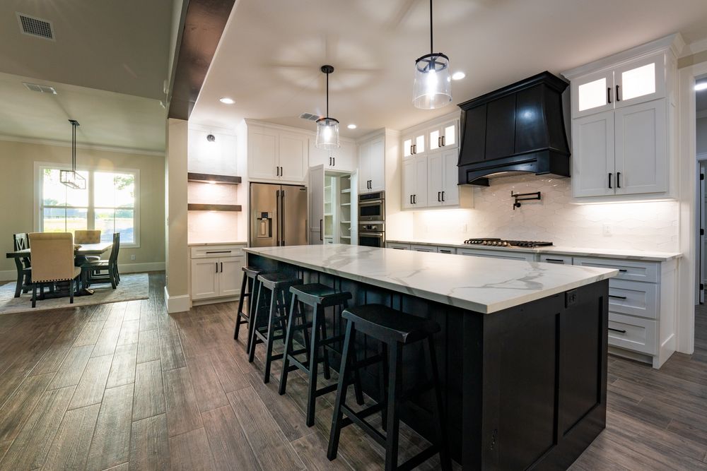 Kitchen for Neely Construction & Design LLC in Chandler, TX