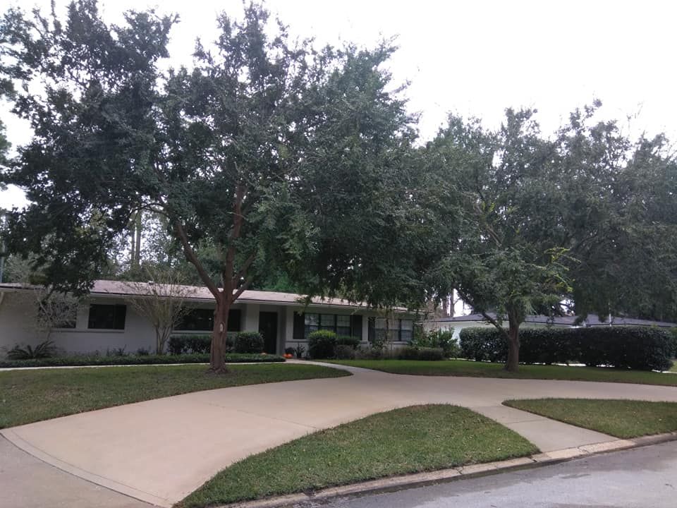 Concrete Cleaning for Exterior Pressure Washing in Jacksonville, FL