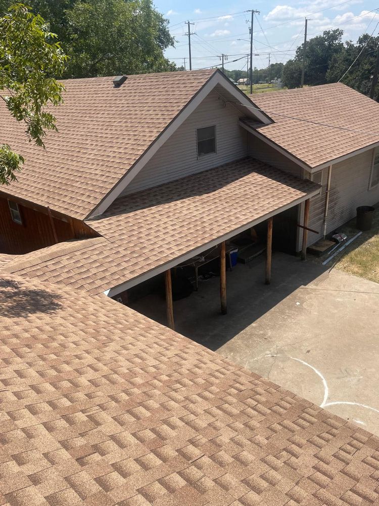 Roofing for Rigo’s Roofing in Eastland, Texas