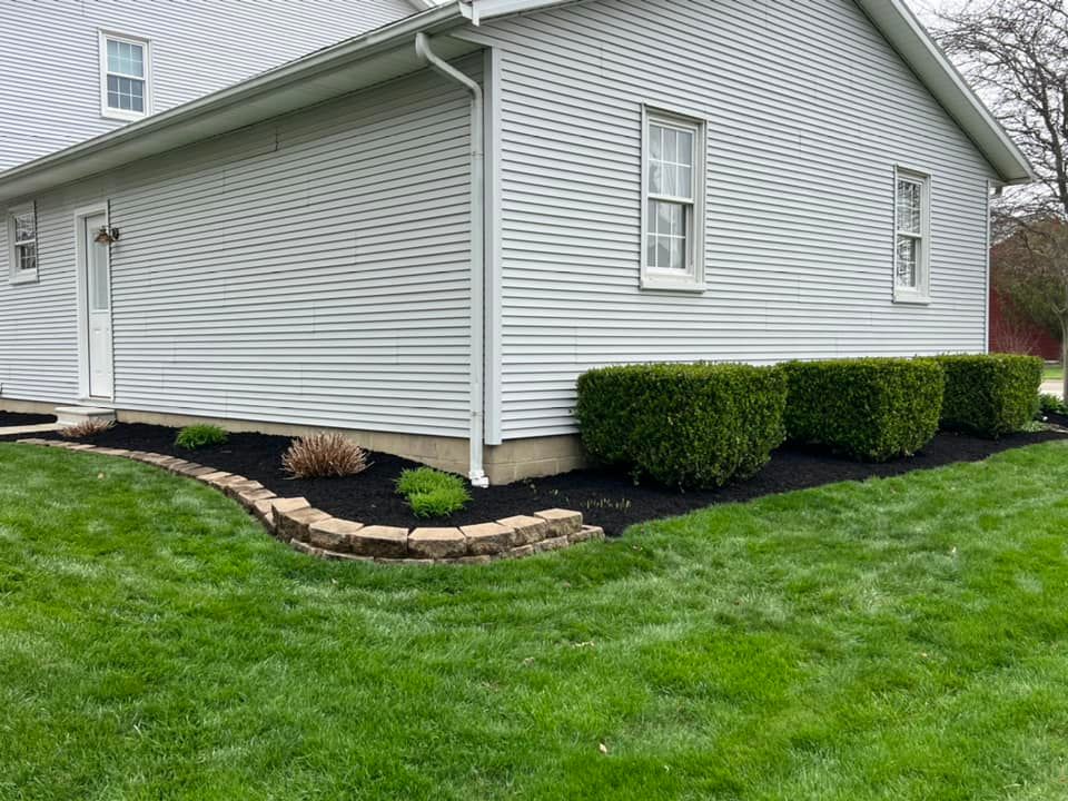 Landscaping for Mark’s Mowing & Landscaping LLC  in Ashville, OH