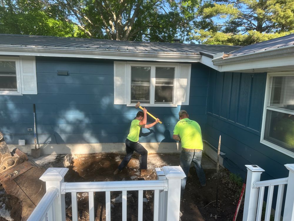 All Photos for Mayfield Landscaping in Staunton, IL
