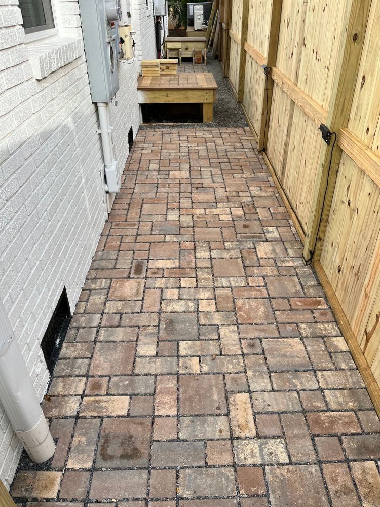 Hardscape for CW Earthworks, LLC in Charleston, South Carolina