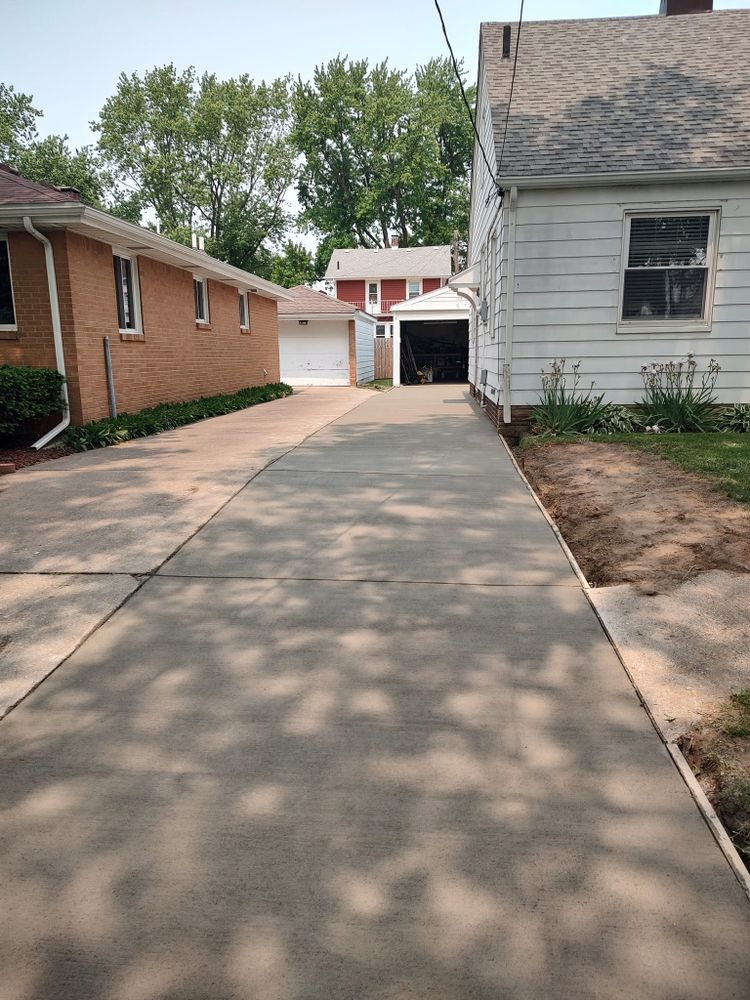 All Photos for American Property Preservation in Toledo, OH