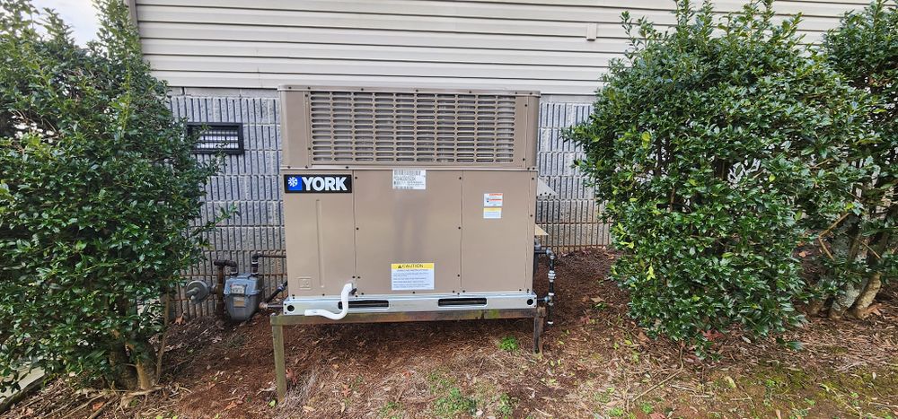 HVAC for Robby's Heat & Air  in Athens, TN