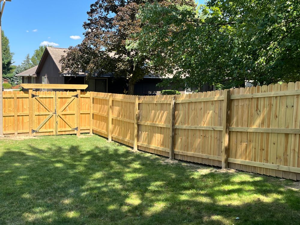 Wood fence for Castle Fence and Deck LLC in Medina, OH