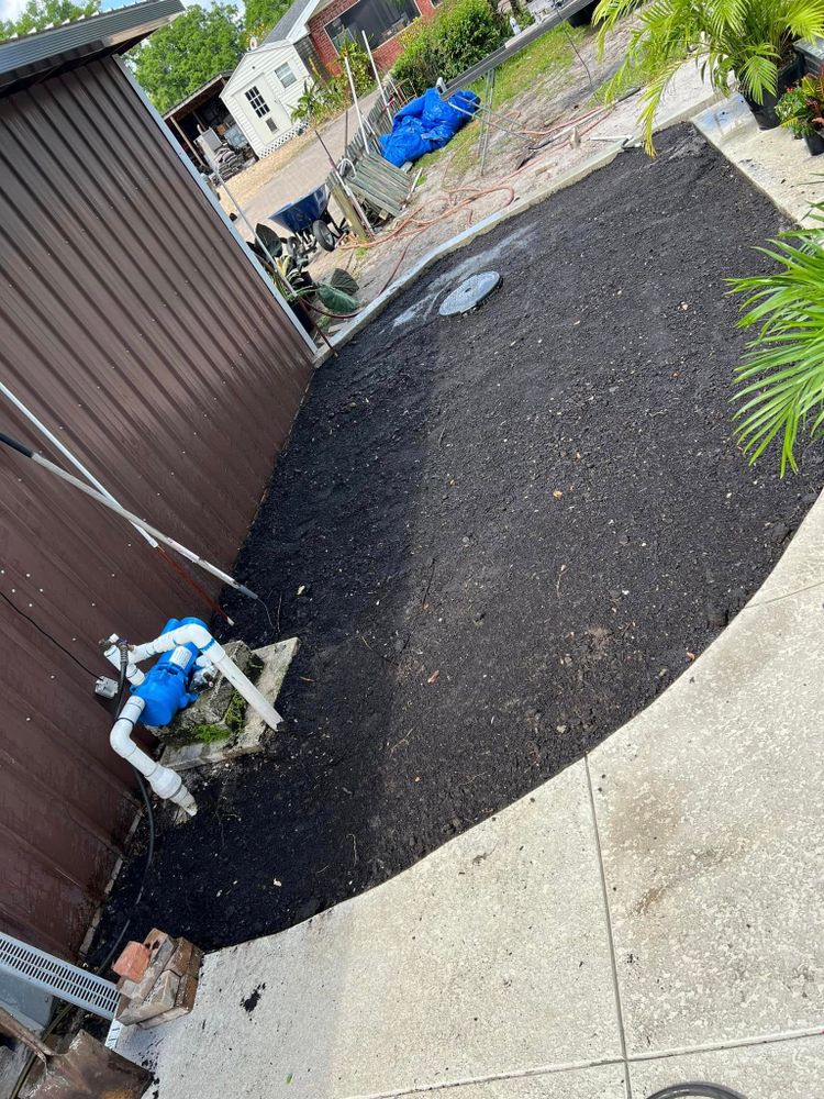 Lawn Maintenance for Duck's Lawn & Tree Service, LLC. in Lakeland, FL