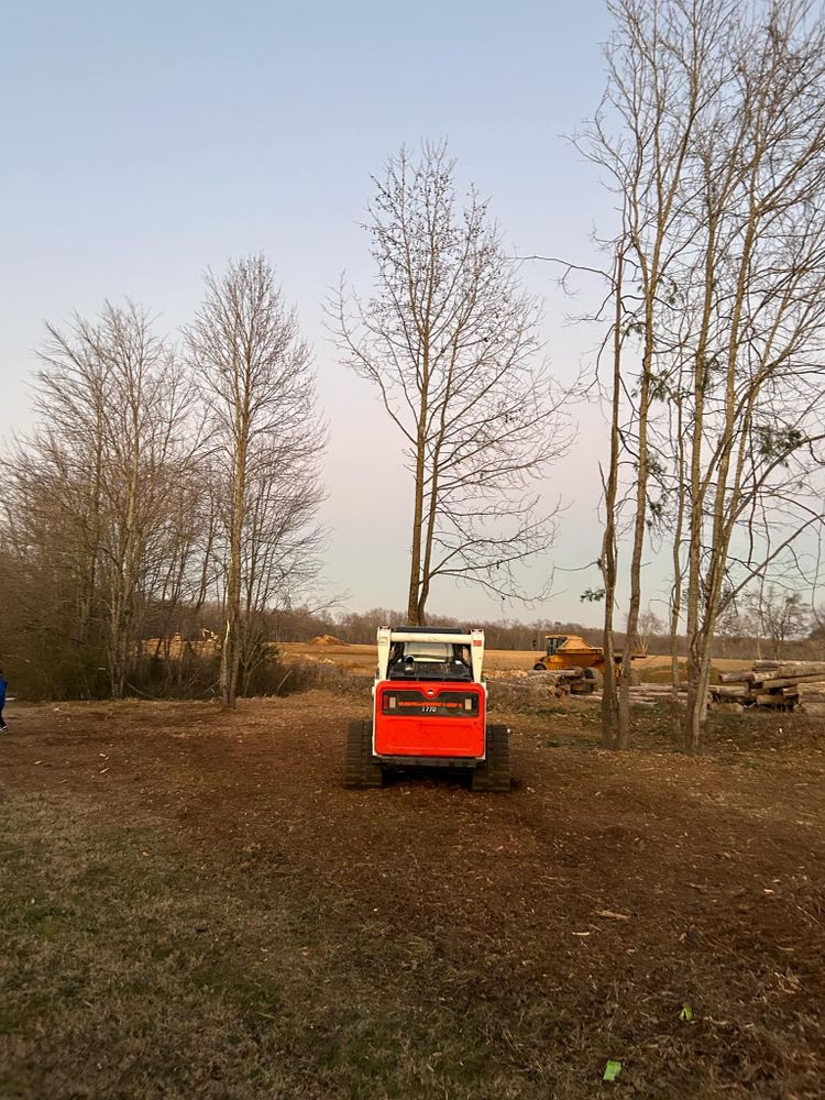Our expert Land Clearing service offers efficient and environmentally-friendly removal of trees, brush, and debris, transforming your property into a clean slate for development or landscaping while prioritizing safety and sustainability. for Z's Land Management & Forestry Mulching in Smithville, TN
