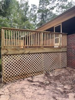 Deck & Patio Construction for JPH Builders Inc. in Milton, FL