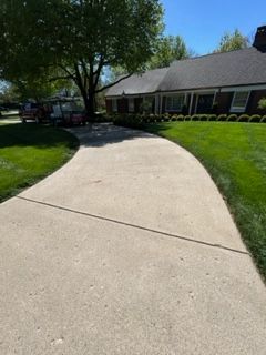 Driveway  for X-treme Pro Wash in Huntsville, OH