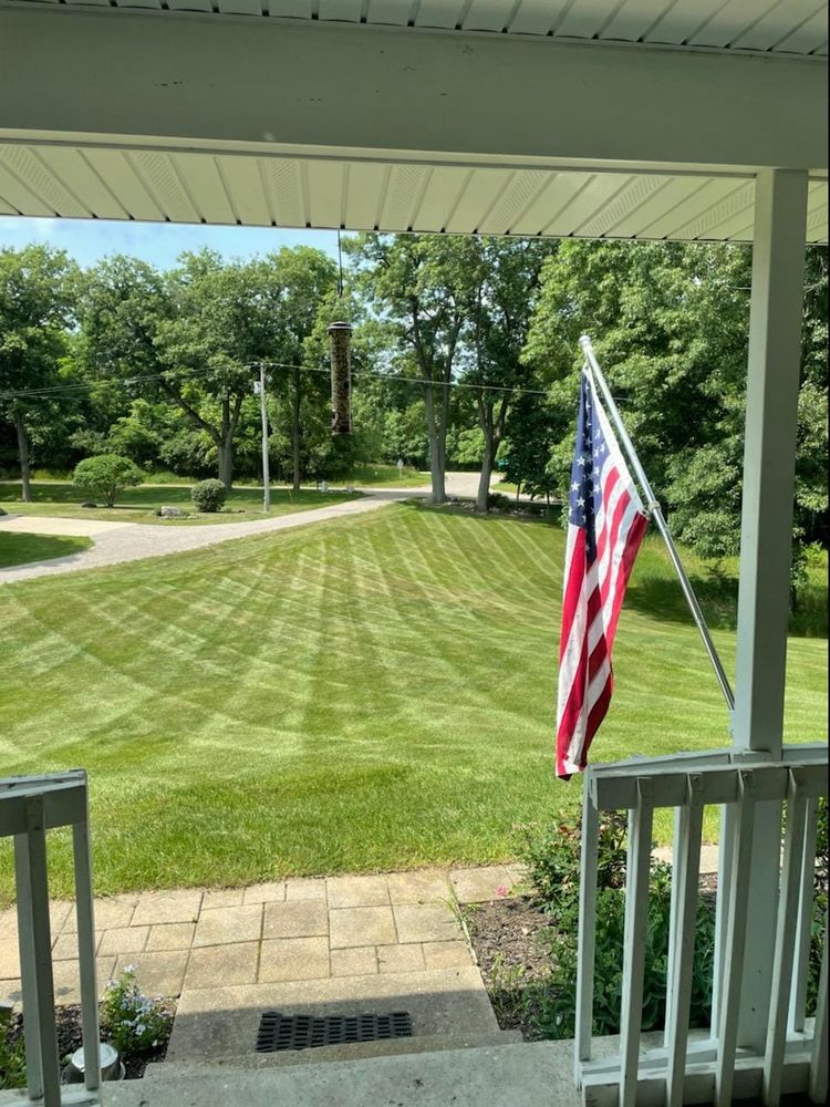 ER Lawn Service team in Manchester, MI - people or person