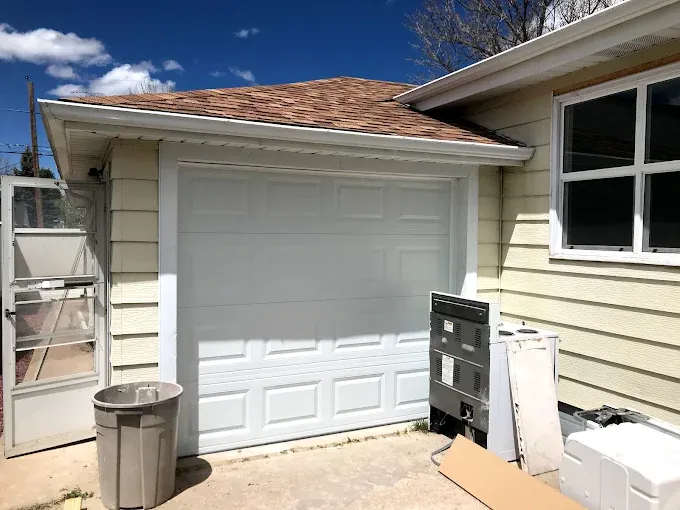 All Photos for 423 Garage Doors in Signal Mountain, Tennessee