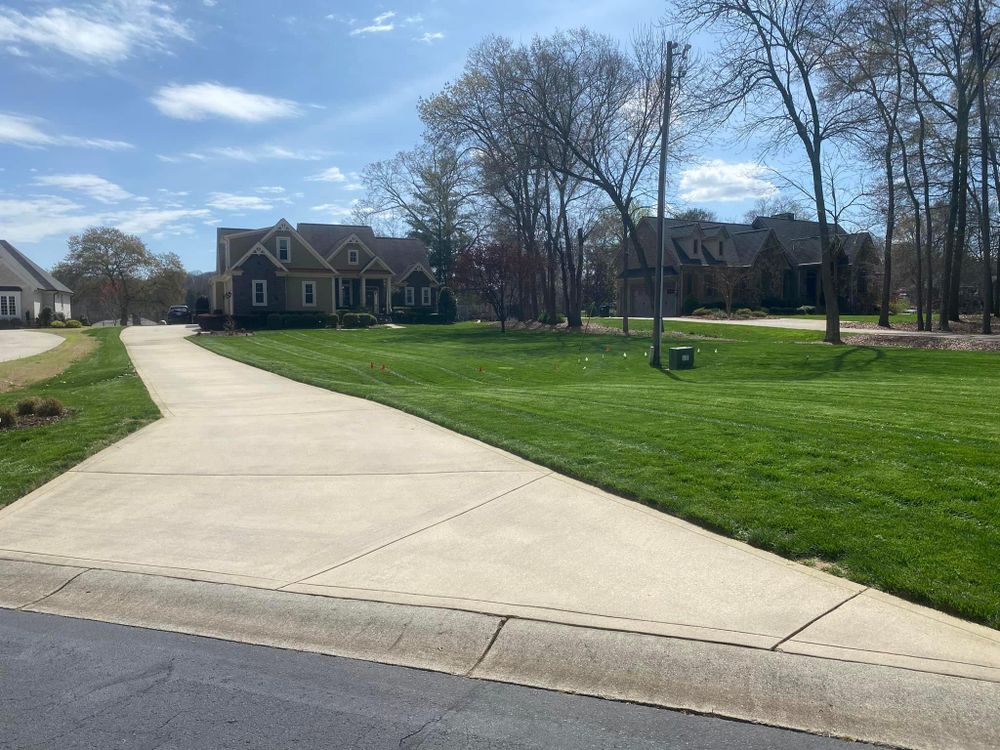 Mulching for America's Top Pick Lawn & Landscaping in Gastonia, NC