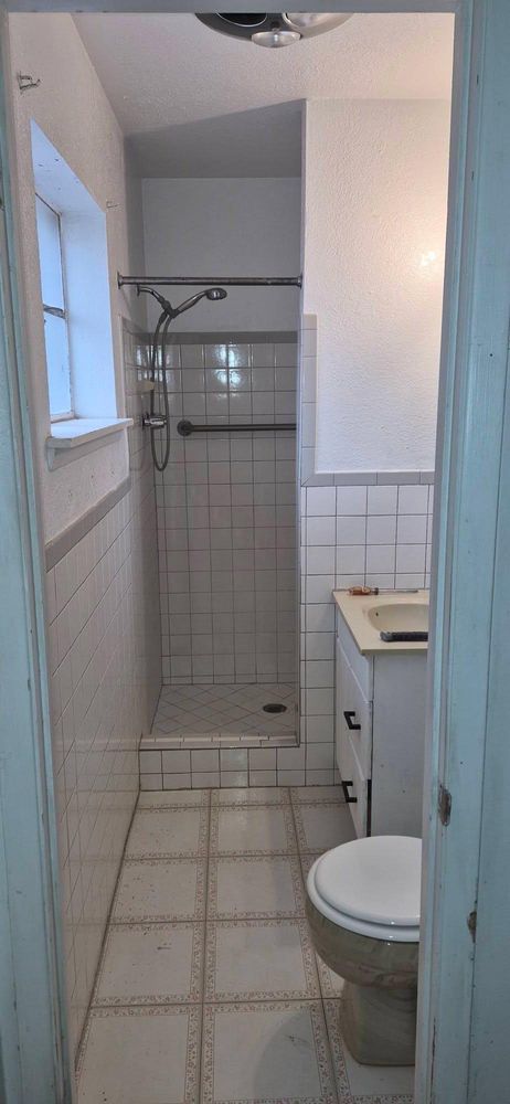 All Photos for King's Tile LLC Bathroom Remodeling in El Paso, TX