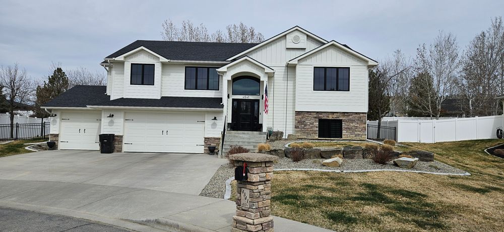 All Photos for Paints Well With Colors in Billings, MT