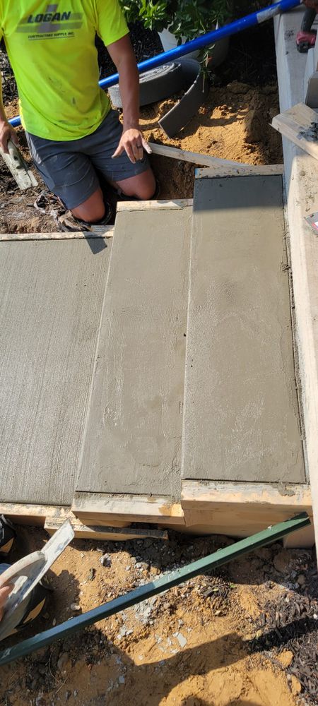 Concrete for Friedrich Fence in Sterling, IL