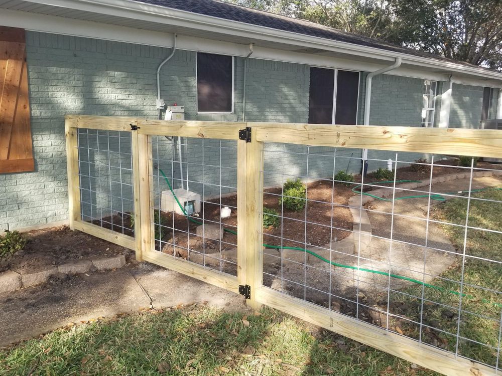 Gates for Pride Of Texas Fence Company in Brookshire, TX