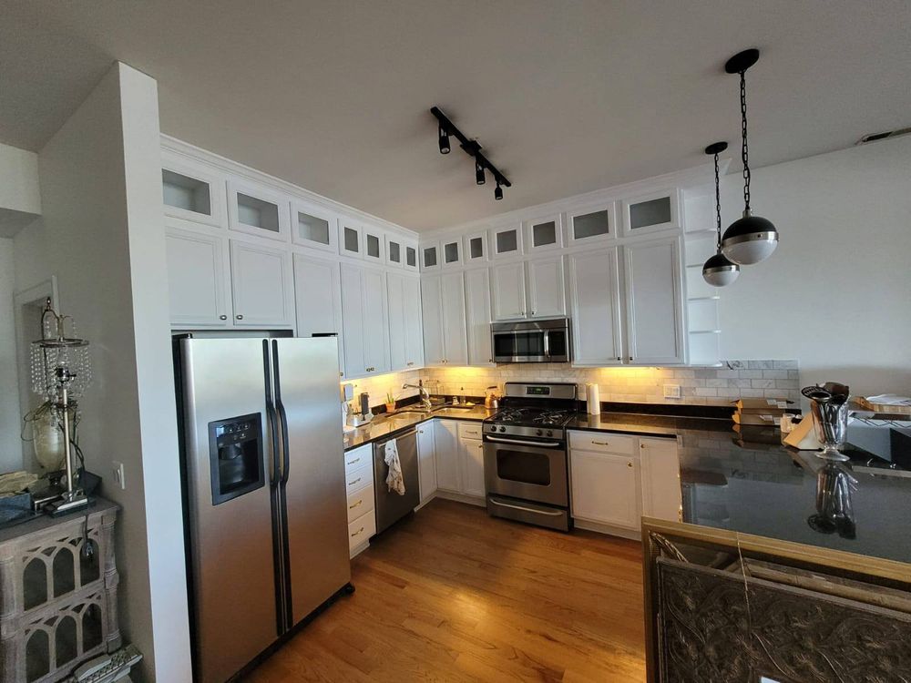 Eagle Five Stars Painting team in College Station, TX - people or person