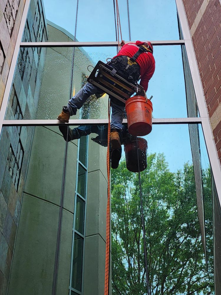 High Rise Window Cleaning for Sunlight Building Services in Birmingham, AL