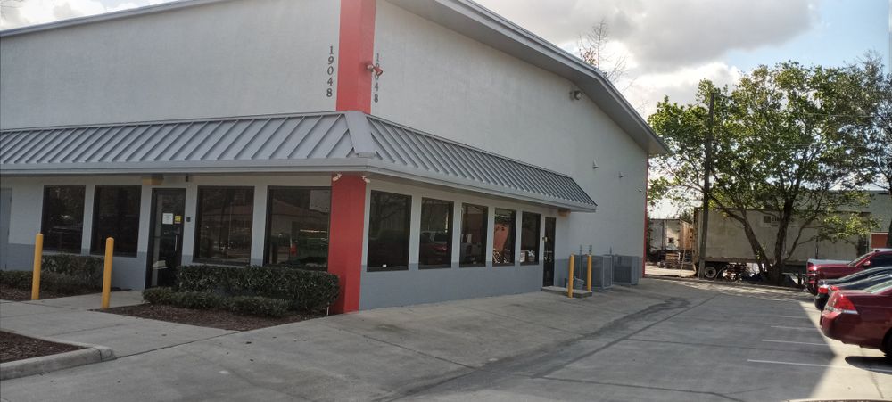 All Photos for Bradley Bradshaw Painting in Christmas, FL