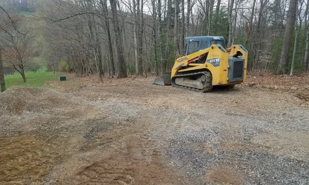 Excavating for RICH Trucking in Union, KY