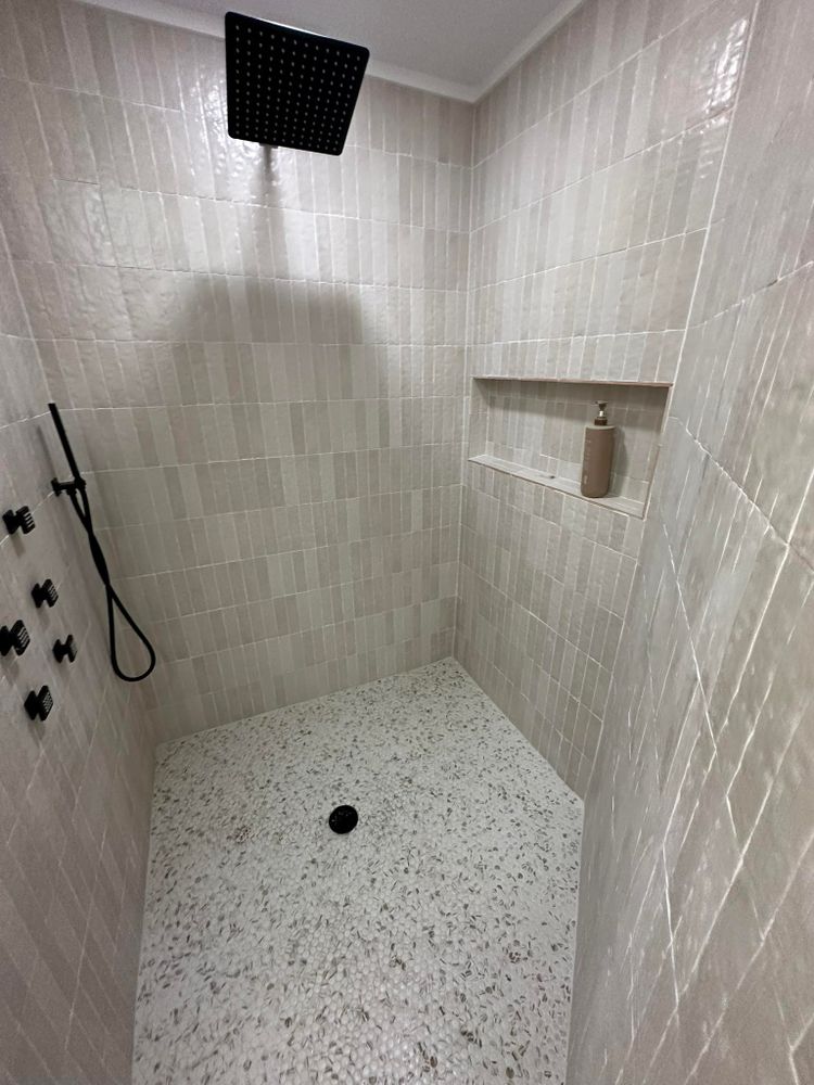 All Photos for Suarez Pro Flooring and Remodeling in Comanche, TX