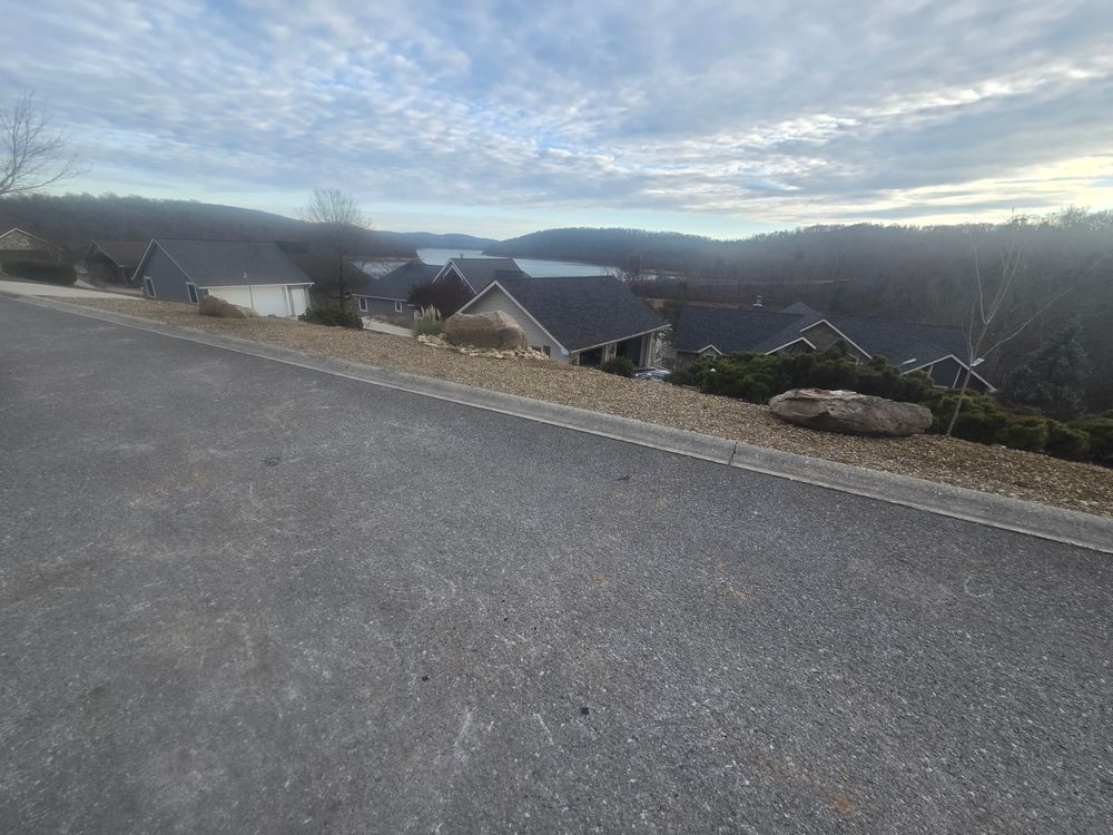 All Photos for Lafollette Mulch, Stone and Lawn Care in La Follette, TN