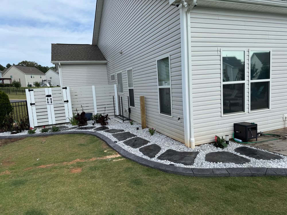 Landscape Curbing, Decorative Border Systems, Concrete Curbing Replacement for Streamline Borders in Indian trail, NC