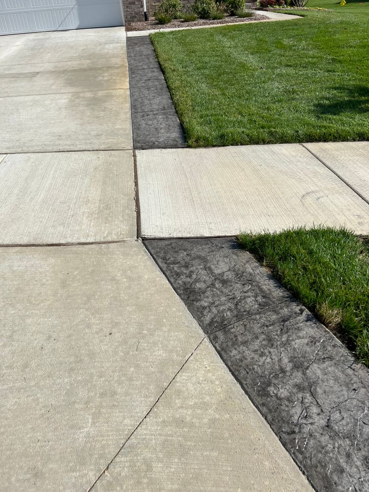 Driveway ribbons/ Add Ons for Ibarra Concrete Services LLC in Detroit, MI