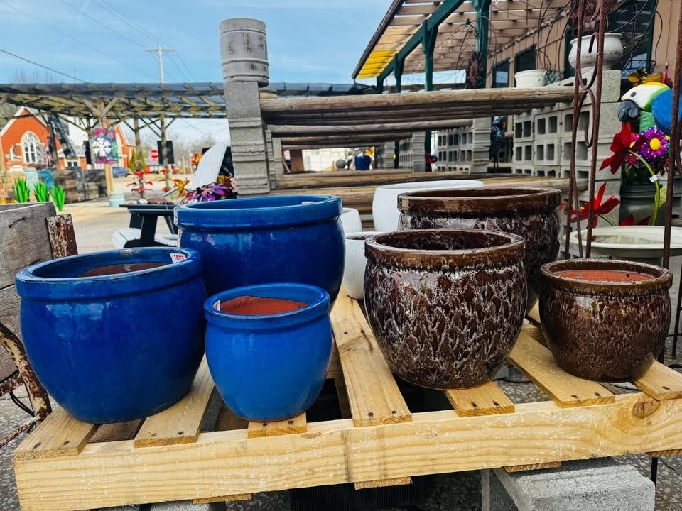 All Photos for Mayfield Landscaping in Staunton, IL