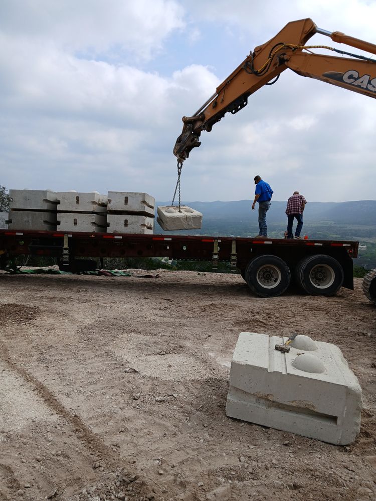 All Photos for Thompson Construction in Uvalde, TX