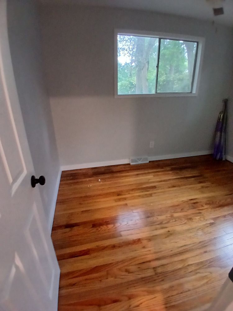 Duplex in Carbondale for Dead Tree General Contracting in Carbondale, Illinois