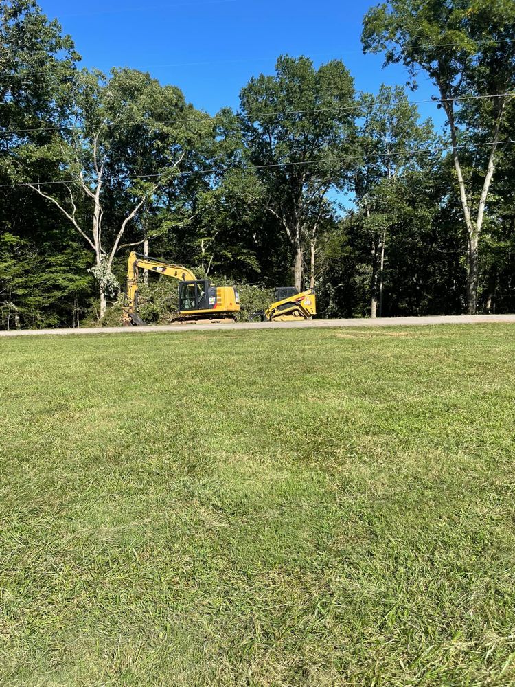 Excavating for Strong Contracting in Lebanon, KY