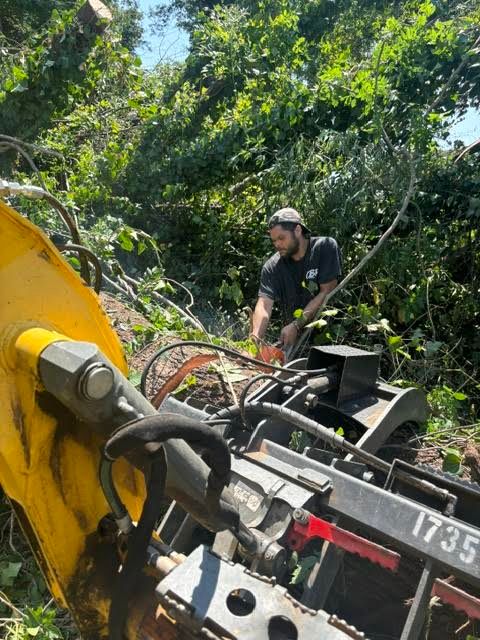 All Photos for Tucker's Tree Service and Stump Grinding in Lugoff, SC