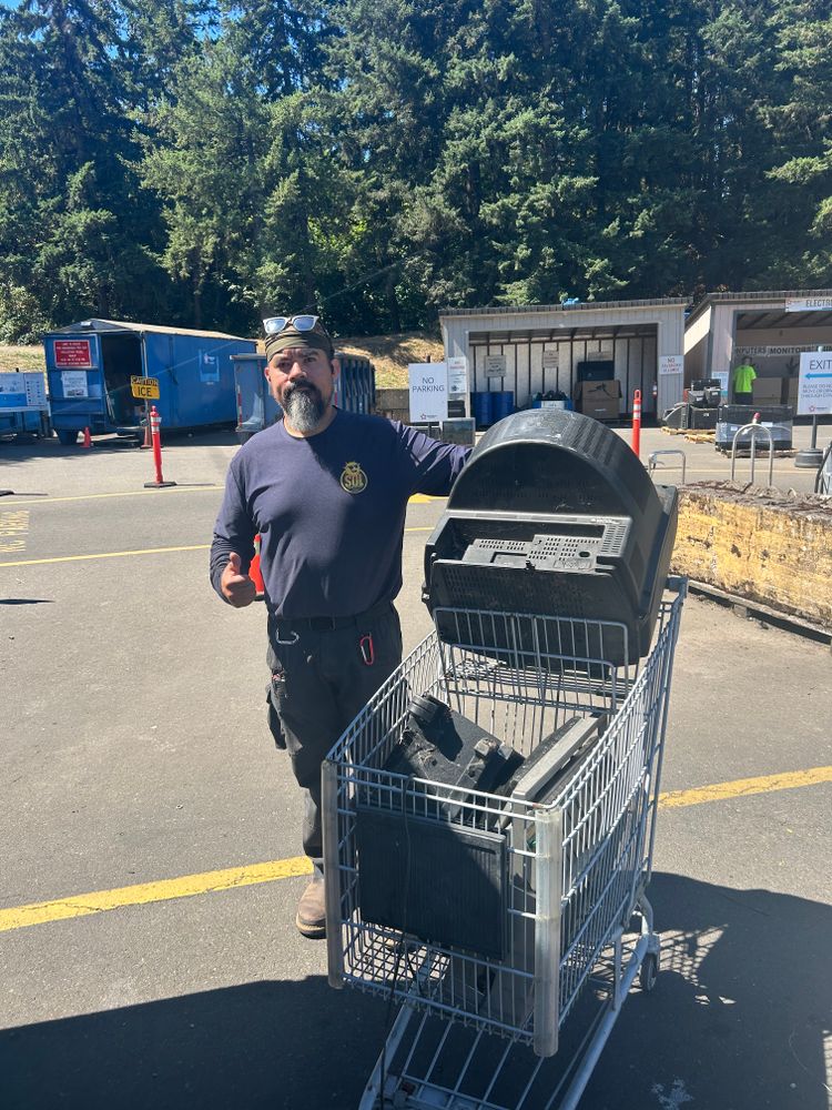 All Photos for Sol Junk Removal in Independence, OR
