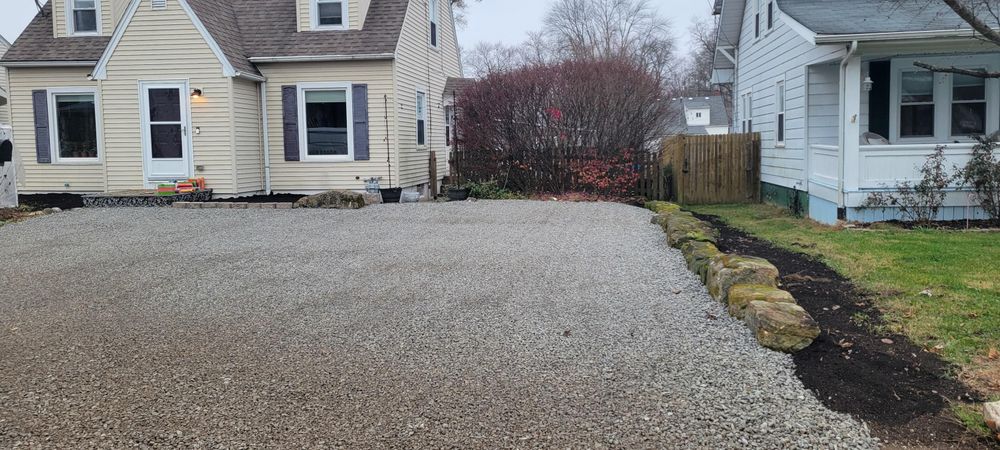 All Photos for Admiring Landscapes in Lancaster, OH